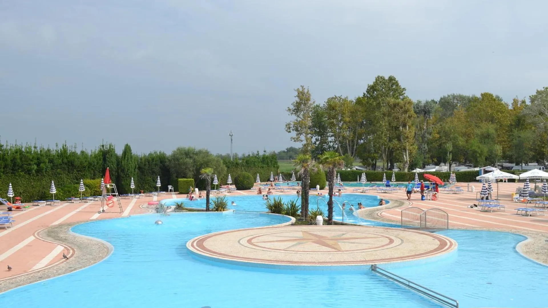 Kemping Albatross Mobile Homes On Camping Laguna Village Porto Falconera Olaszország