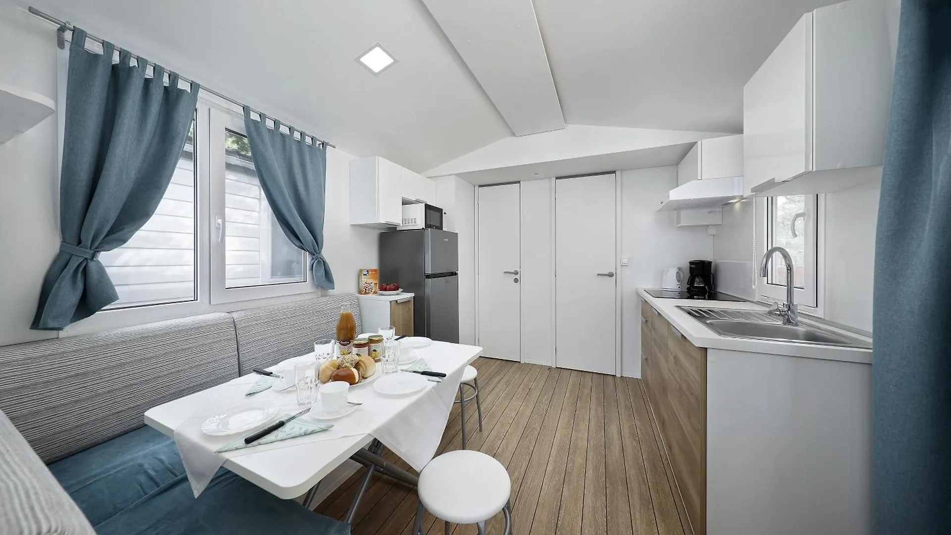 Albatross Mobile Homes On Camping Laguna Village Porto Falconera 0*,